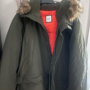 GAP Men's Green Down Parka Jacket with Fur Hood